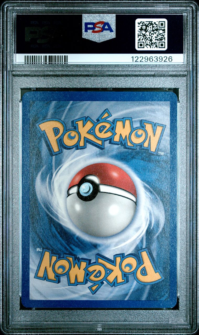 Charizard #4 Pokemon Base Set: NM 7